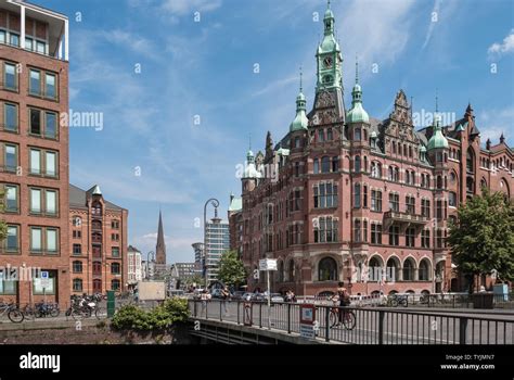  Speicherstadt Hamburg: คลังสินค้าเก่าแก่ในย่านท่าเรือที่เต็มไปด้วยเสน่ห์และประวัติศาสตร์!