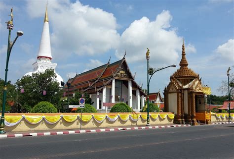 วัดพระมหาธาตุวรมหาวิหาร สถานที่ศักดิ์สิทธิ์คู่บ้านเมือง Suining!